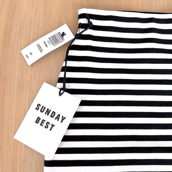 🆕SUNDAY BEST (Aritzia) | Striped Skirt - Picture 3 of 4